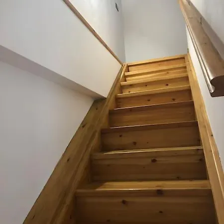 Duplex En Con Piscina Daire
