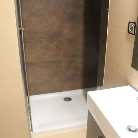 Duplex En Con Piscina Daire