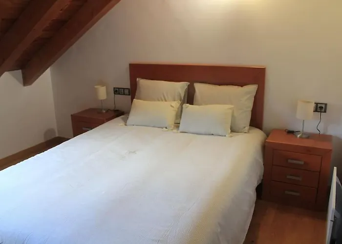 Appartement Duplex En Con Piscina Sort