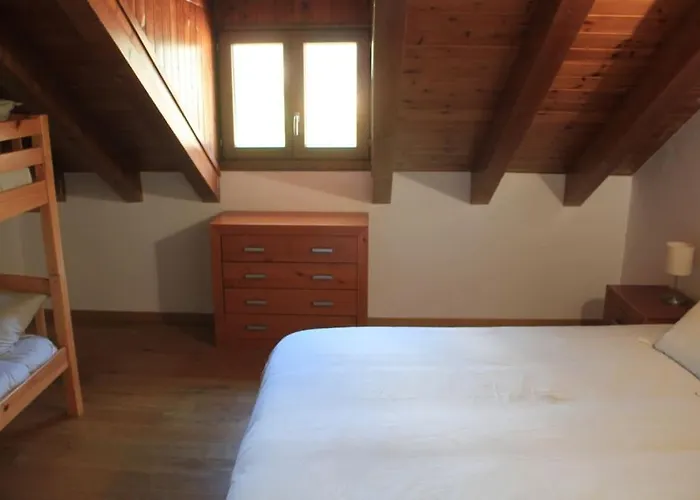 Duplex En Con Piscina Appartement Sort